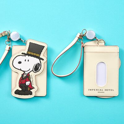 開業30周年記念「ドアマン・スヌーピー」パスケース