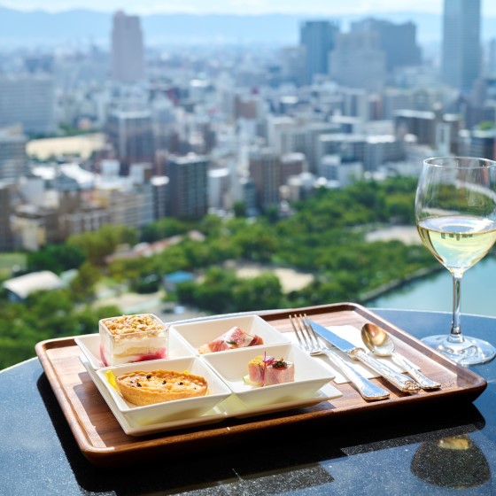 大阪 宿泊券 特別階インペリアルフロア デラックス（禁煙フロア）（朝食付）