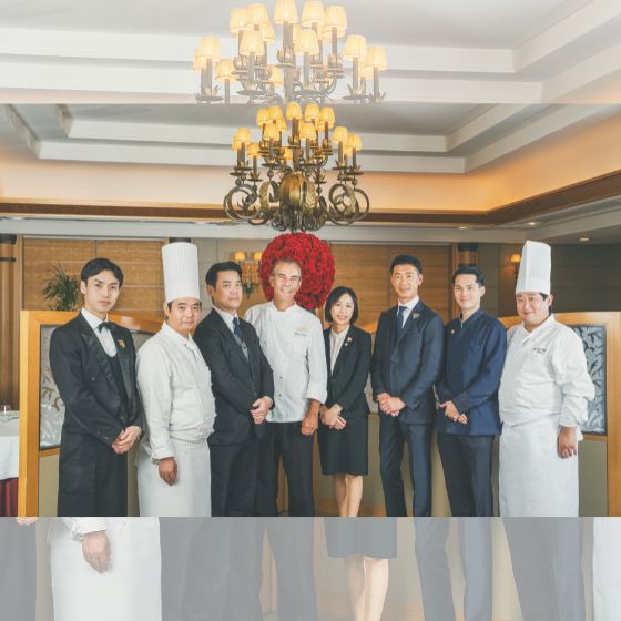 2店舗からお選びいただける帝国ホテル 東京 ディナー券（ワンドリンク付 ）